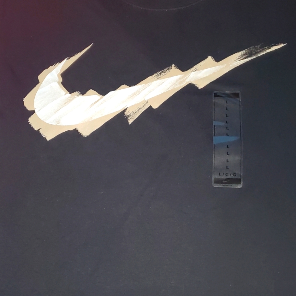Nike t-shirt